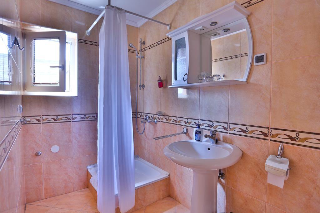Guest House Mali Homtel Subotica Habitación foto